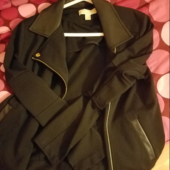 SOLD/NWOT Black & Gold Michael Kors Jacket Size M - Picture 1 of 6